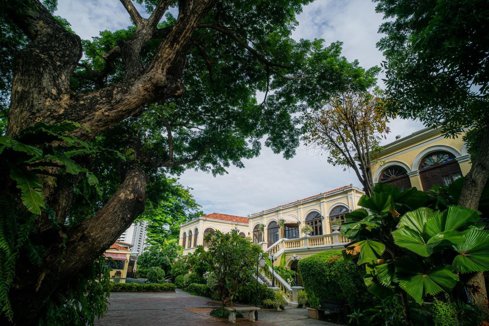 Praya Palazzo (Adults Only) Hotel Bangkok Exterior foto