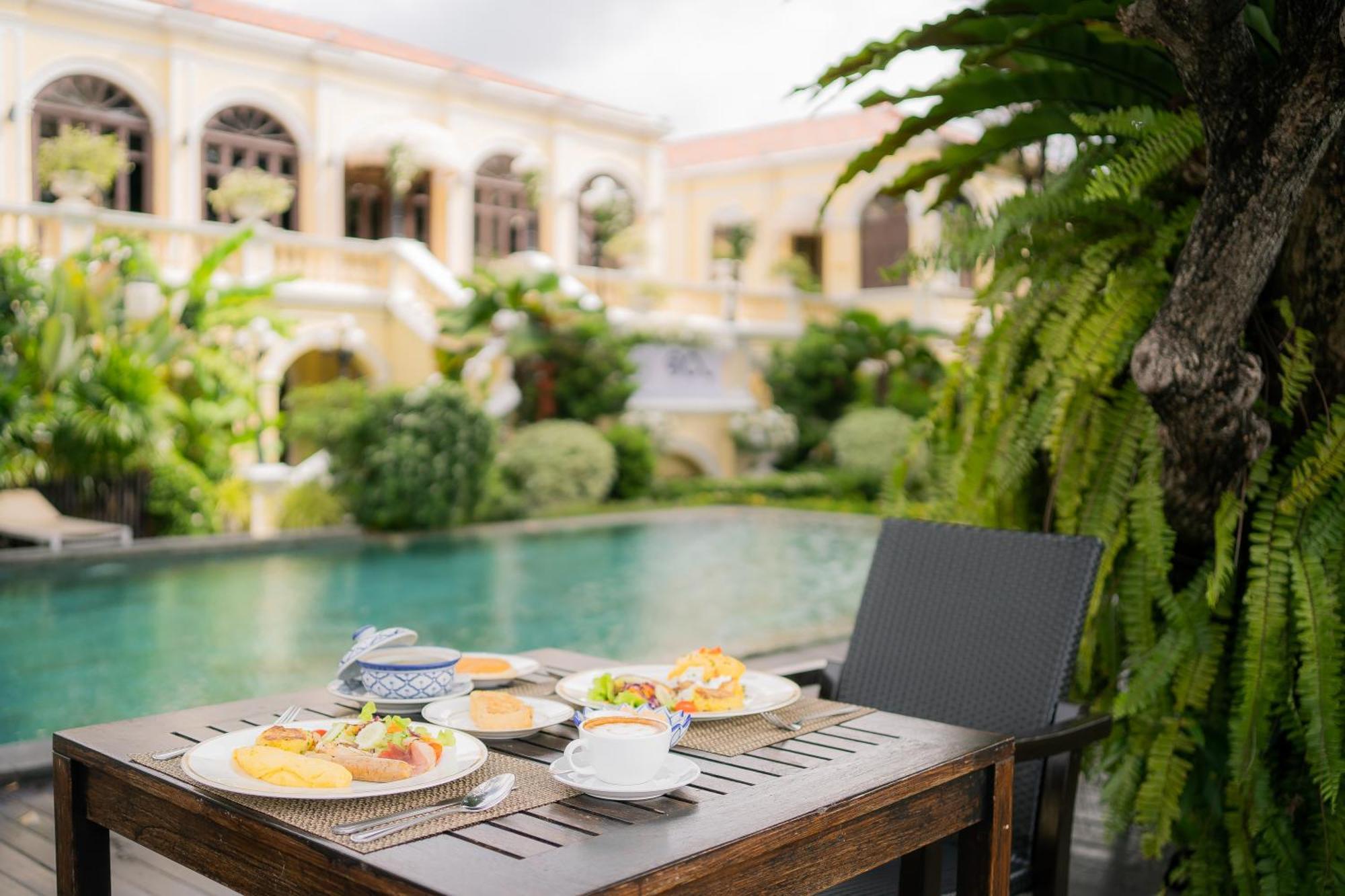 Praya Palazzo (Adults Only) Hotel Bangkok Exterior foto