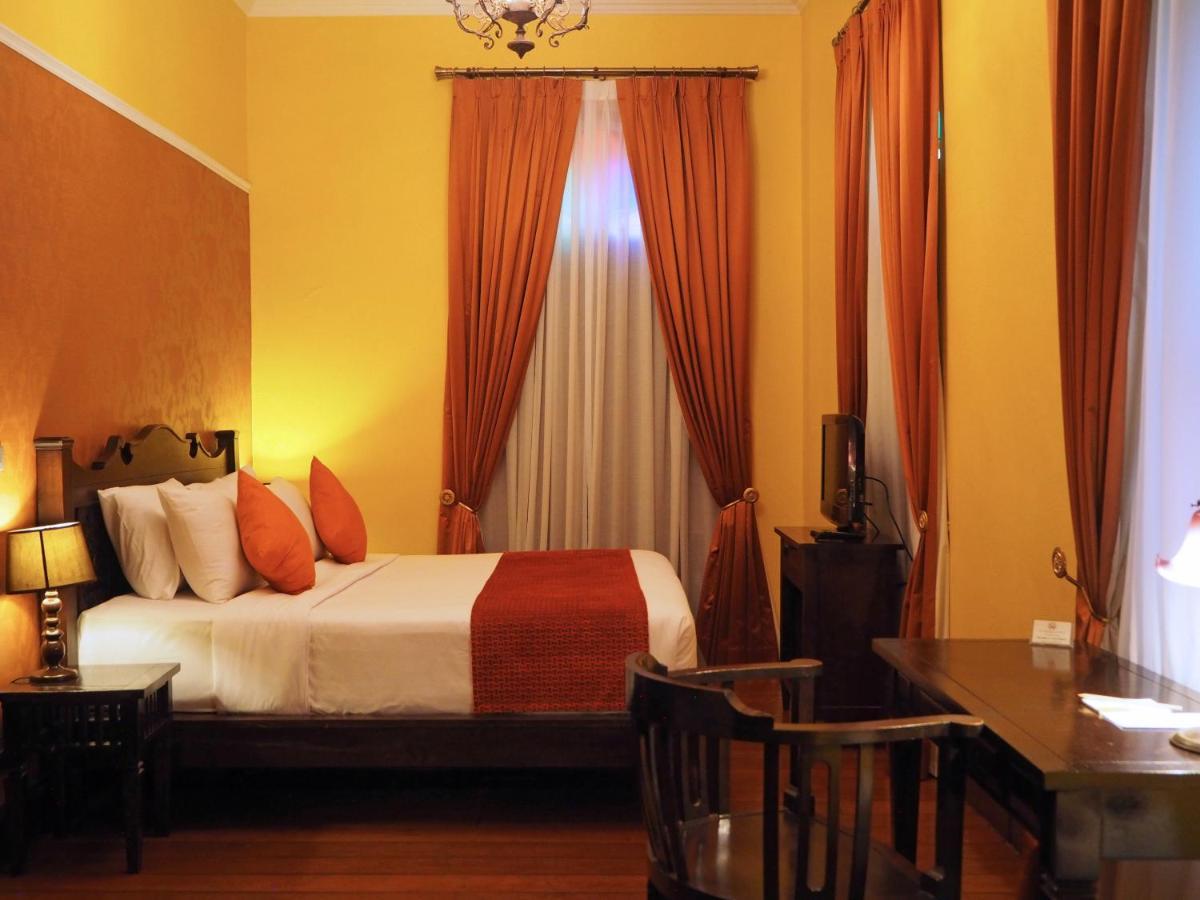Praya Palazzo (Adults Only) Hotel Bangkok Exterior foto